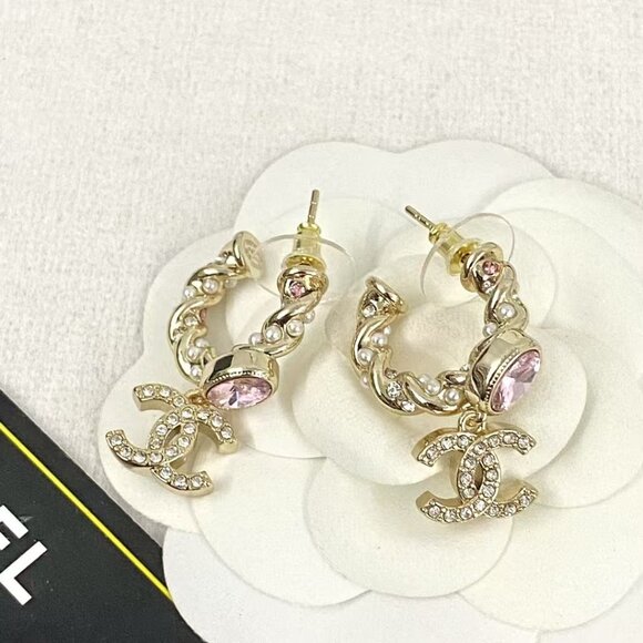 ✨✨Chanel Earring - Picture 8 of 9